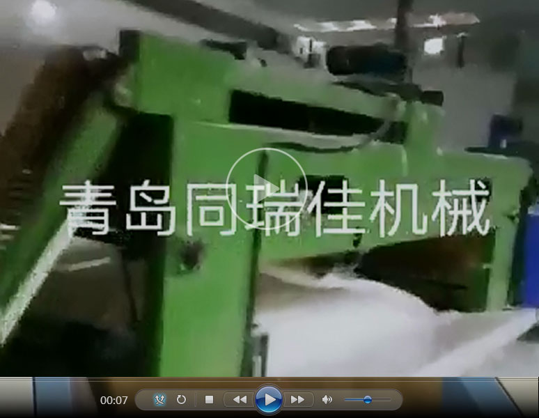 雙道夫梳棉機(jī)針刺棉被生產(chǎn)線(xiàn)
